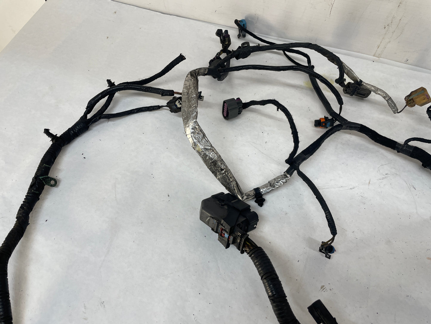 2009 Cadillac CTS-V Sedan Engine Motor Automatic Transmission Wire Wiring Harness OEM - Day's Parts Yard
