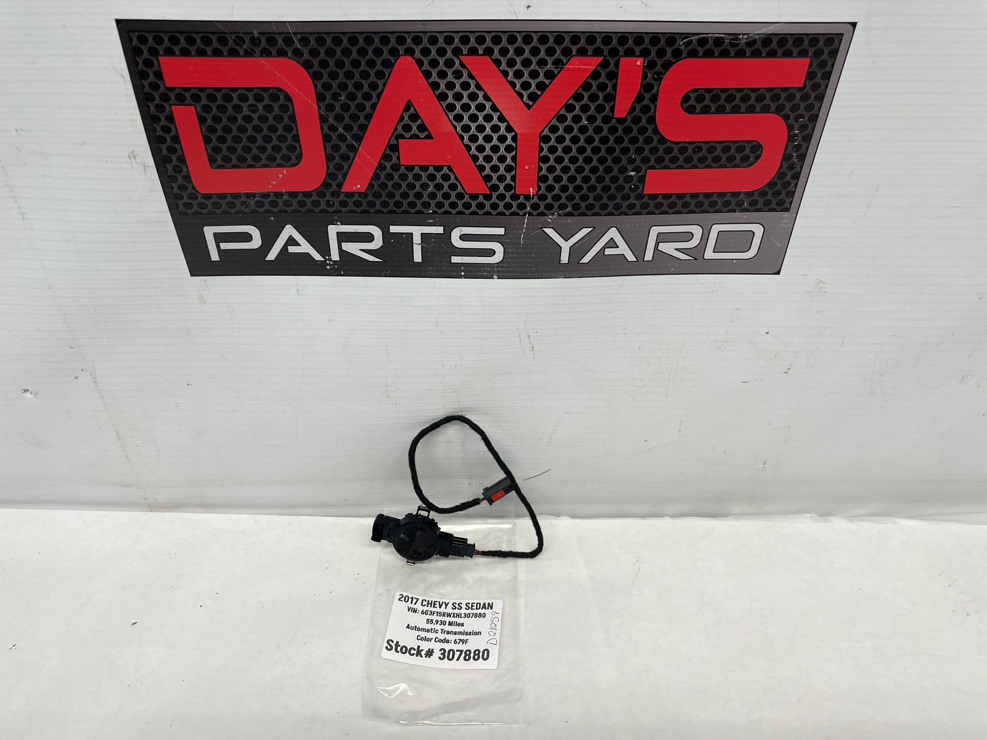 2016 Chevy SS Sedan Windshield Wiper Moisture Sensor Camera OEM - Day's Parts Yard