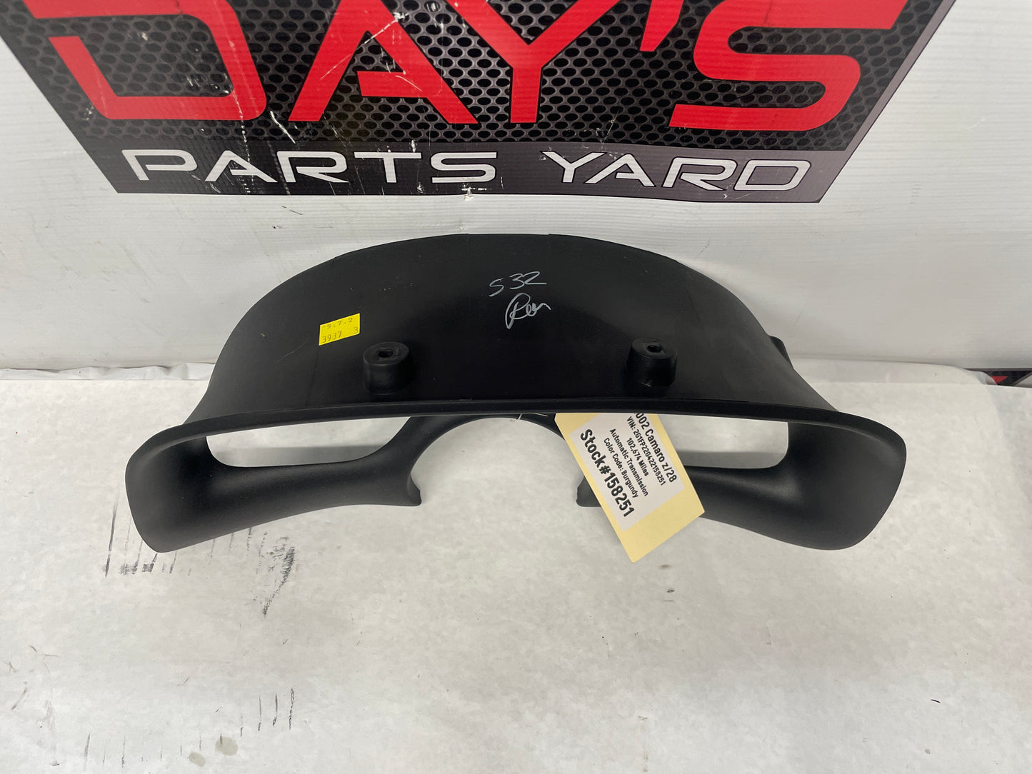 2002 Chevy Camaro Z28 Gauge Cluster Speedometer Dash Bezel Trim Panel Ebony OEM - Day's Parts Yard