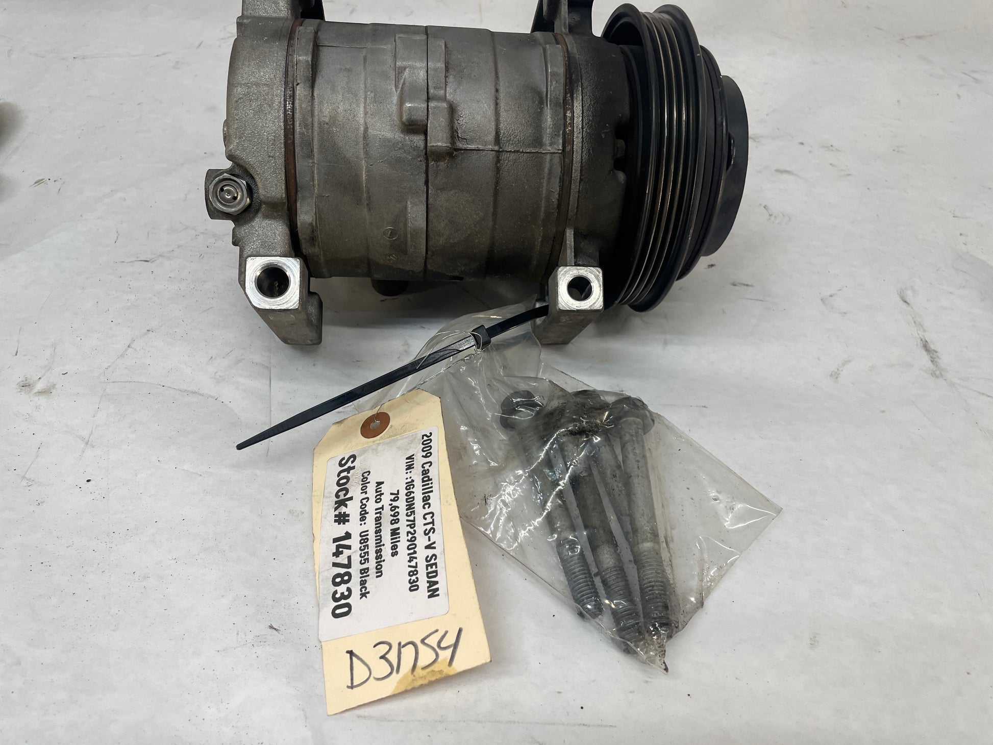 2009 Cadillac CTS-V Sedan AC Air Conditioner Compressor w/ Hardware OEM - Day's Parts Yard