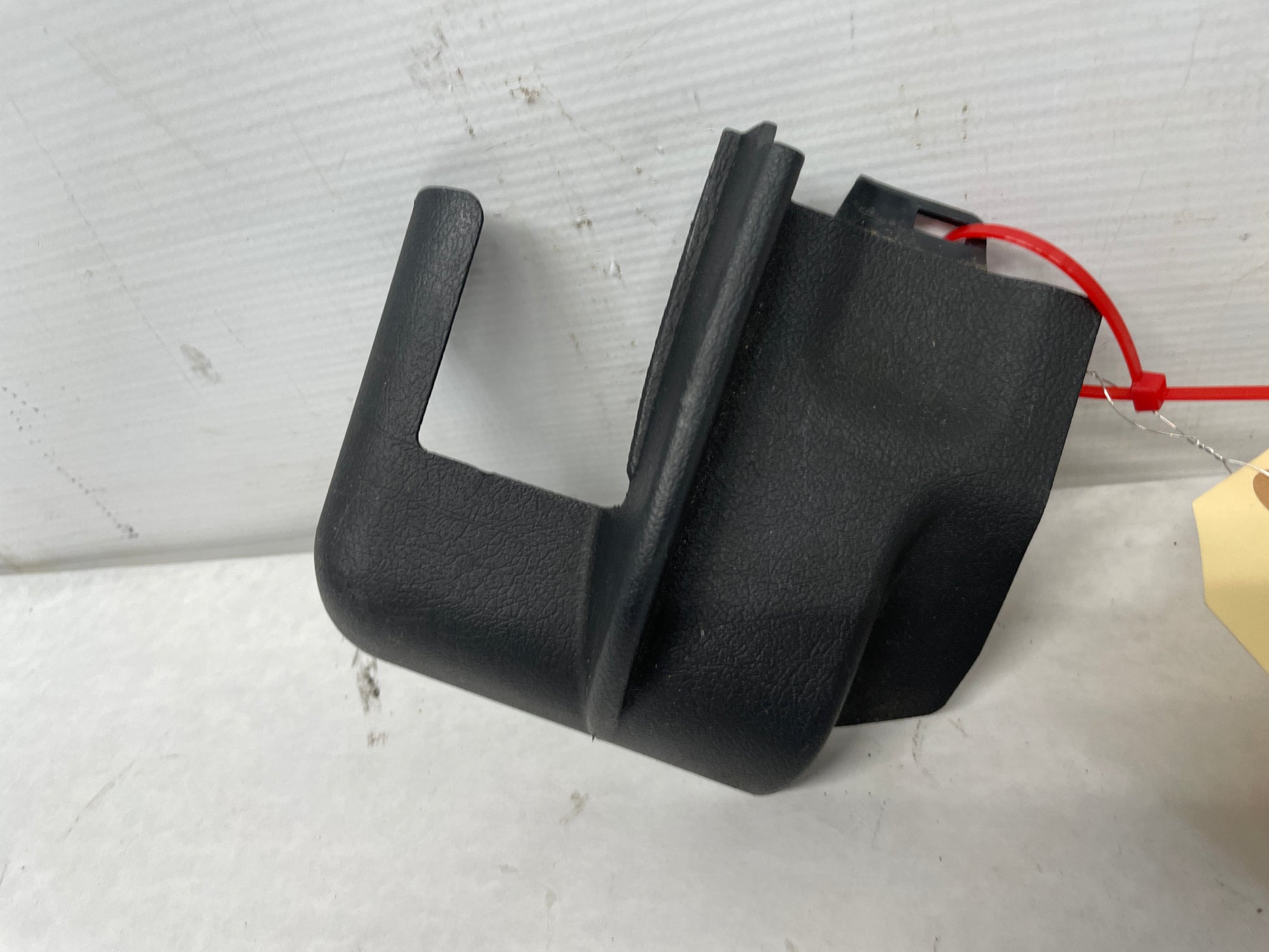 2006 Pontiac GTO RH Passenger Front Seat Rear Outer Track Trim Frame Cover Molding OEM - Day's Parts Yard