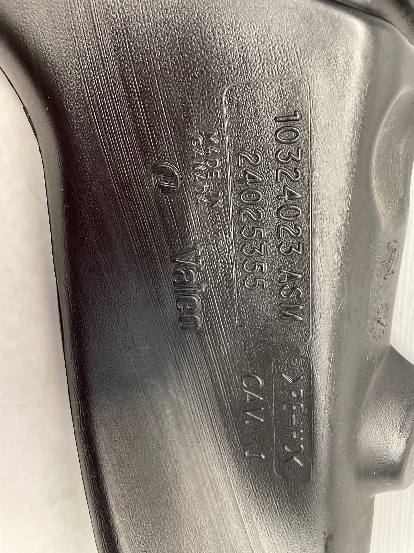 2004 Chevy C5 Corvette Windshield Washer Bottle Tank Reservoir OEM - Day's Parts Yard