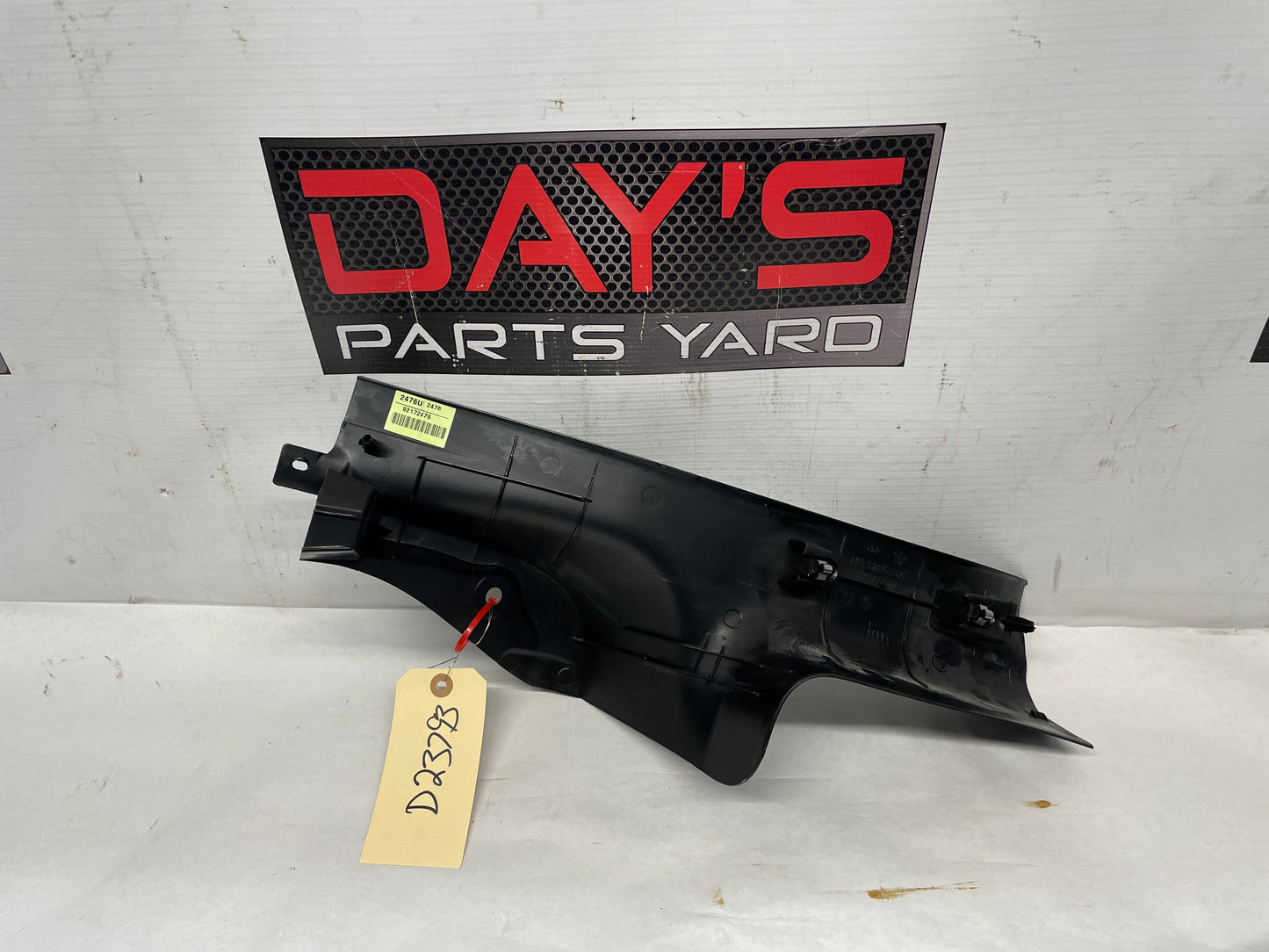 2008 Pontiac G8 GT RH Passenger Carpet Retainer Sill Plate Trim Panel OEM - Day's Parts Yard