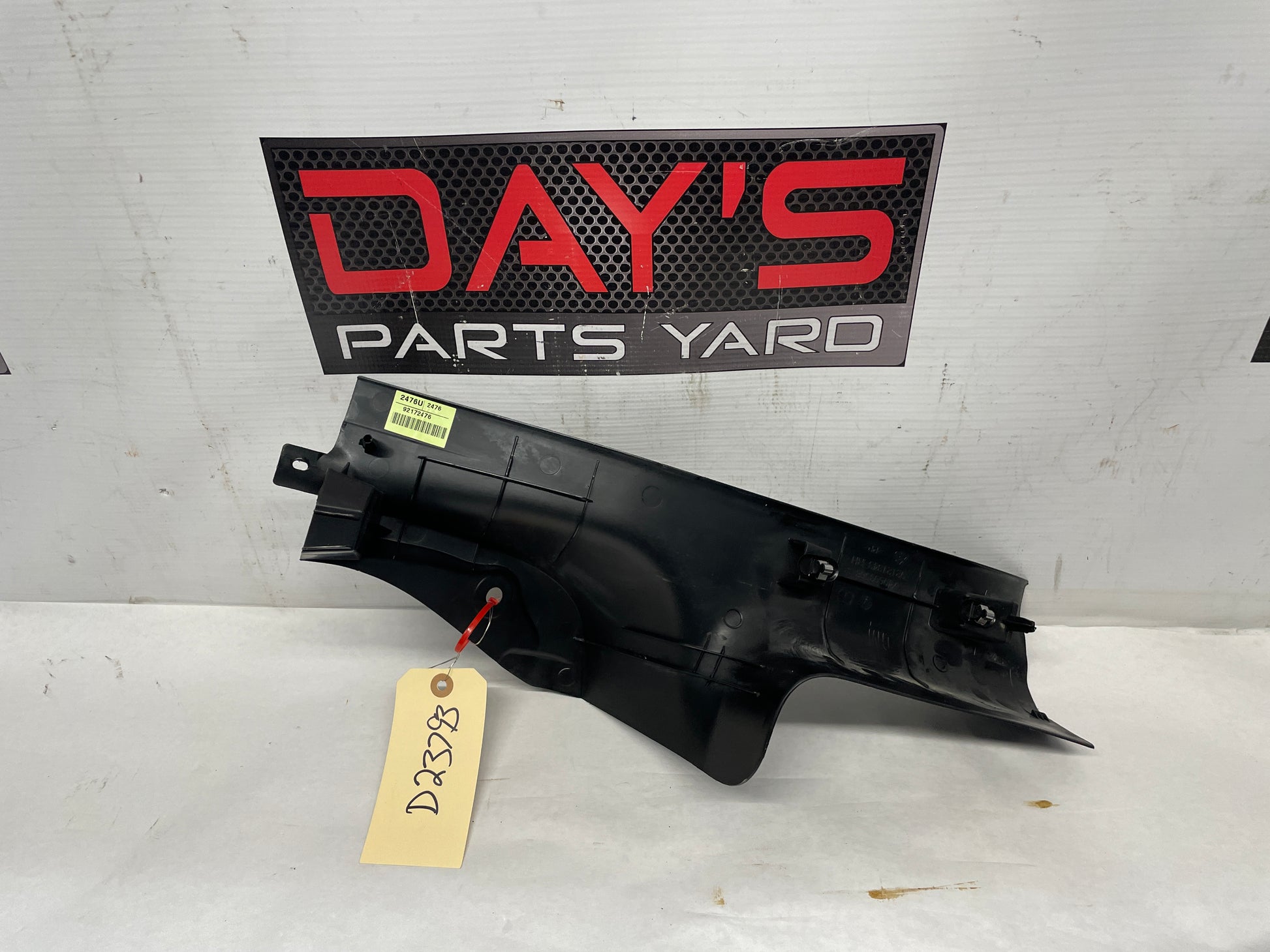 2008 Pontiac G8 GT RH Passenger Carpet Retainer Sill Plate Trim Panel OEM - Day's Parts Yard