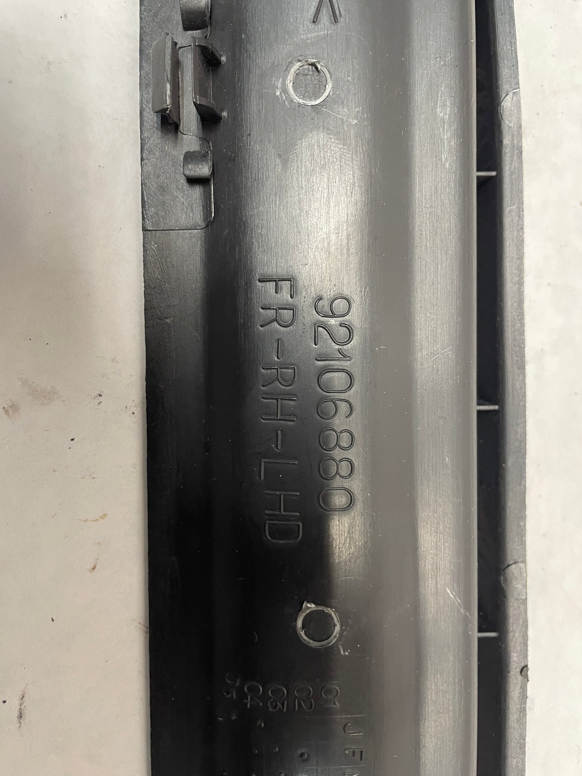 2006 Pontiac GTO RH Passenger Front Seat Outer Frame Side Track Cover Trim Molding OEM - Day's Parts Yard