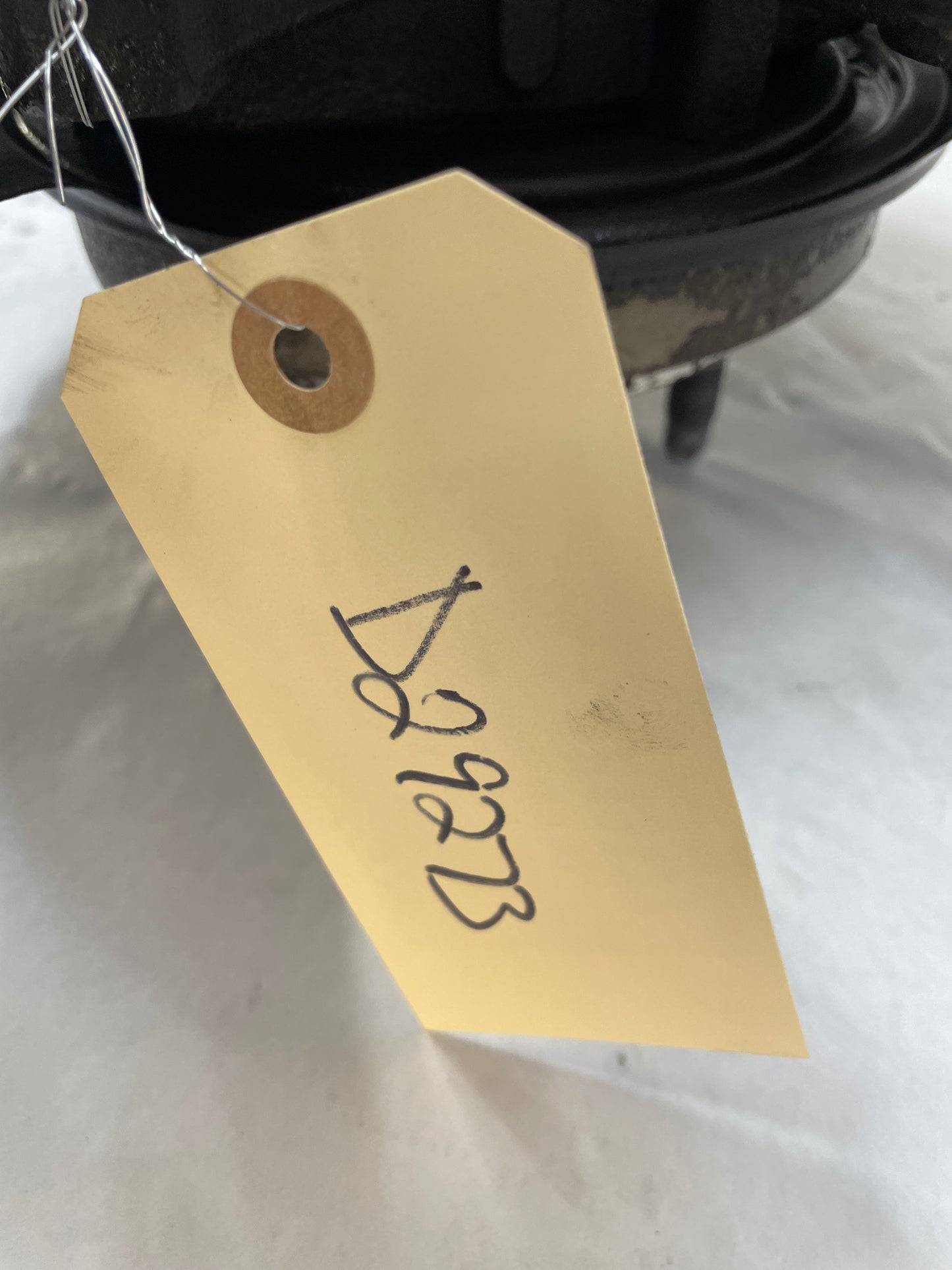 2009 Pontiac G8 GT RH Passenger Rear Suspension Spindle Hub Knuckle Wheel Bearing OEM