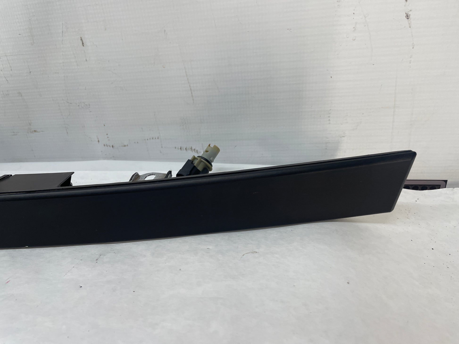 2009 Cadillac CTS-V Sedan Rear Trunk Deck Lid Applique Insert Molding Panel OEM - Day's Parts Yard