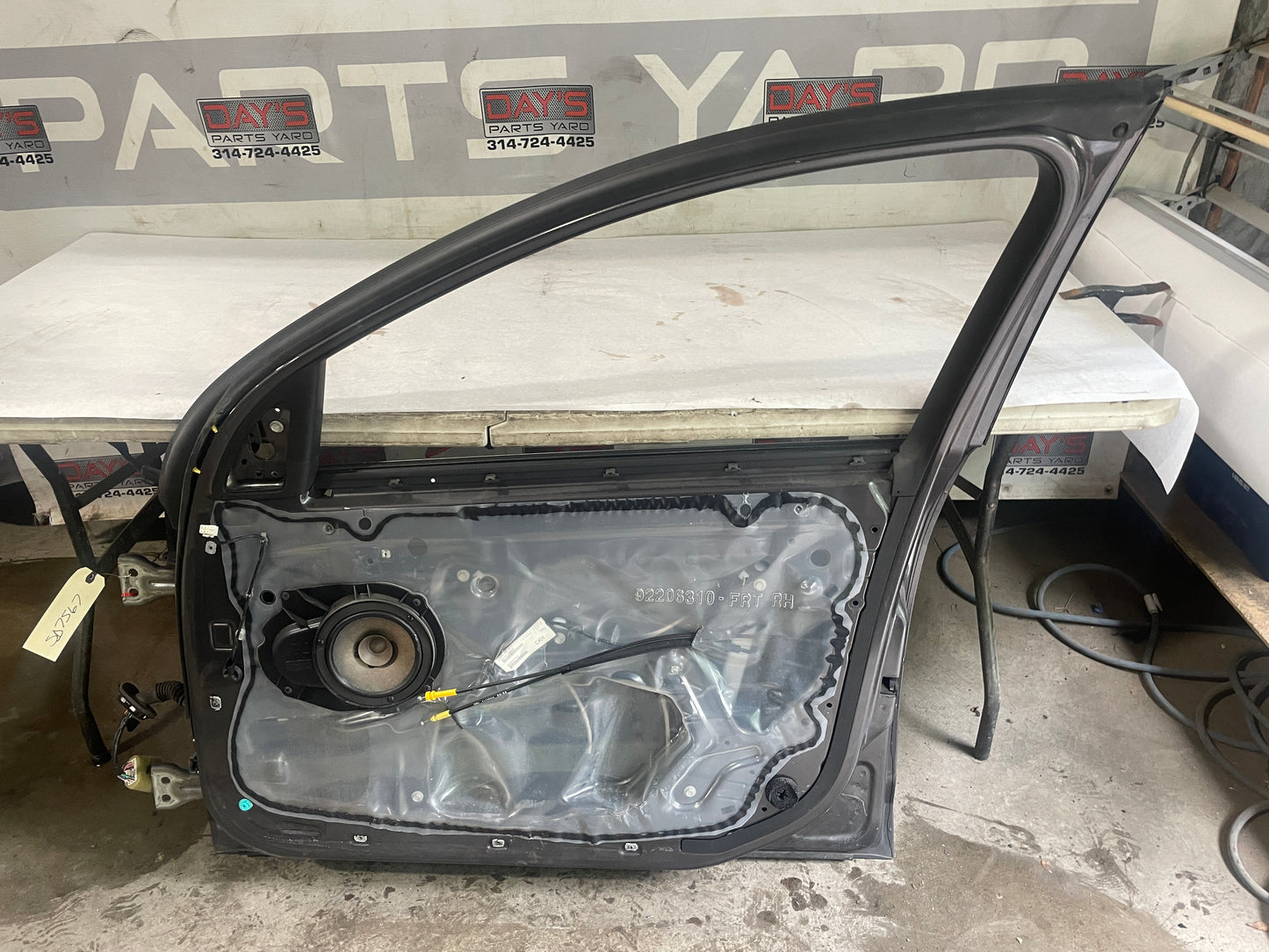 2009 Pontiac G8 Base Front RH Passenger Door OEM
