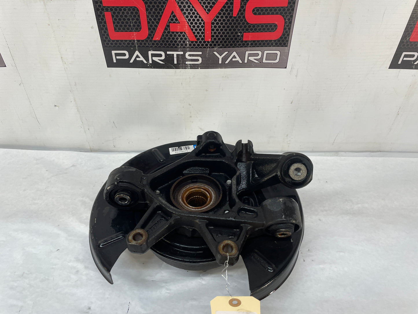 2009 Pontiac G8 GT LH Driver Rear Suspension Spindle Hub Knuckle Wheel Bearing OEM