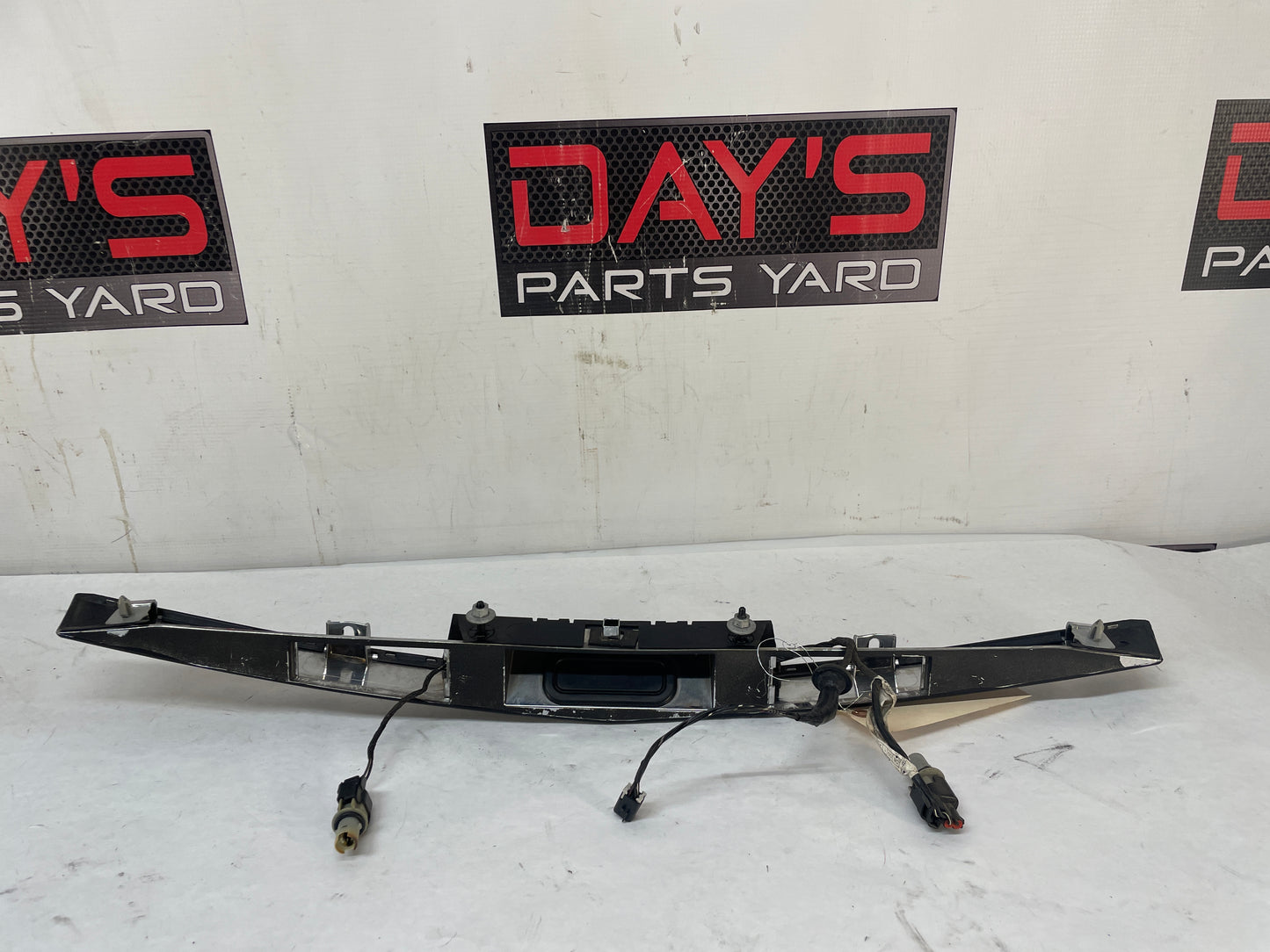 2009 Cadillac CTS-V Sedan Rear Trunk Deck Lid Applique Insert Molding Panel OEM - Day's Parts Yard