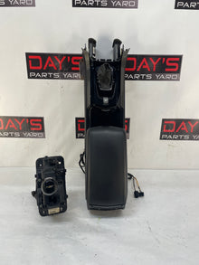 2009 Cadillac CTS-V Sedan Center Console w/ Automatic Shifter Gear Selector OEM - Day's Parts Yard