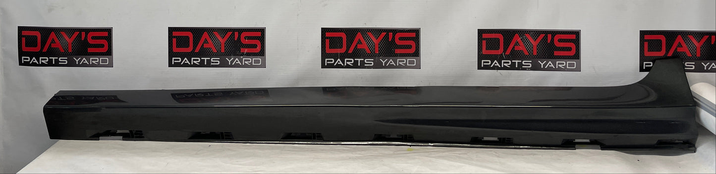 2017 Chevy SS Sedan LH Driver Rocker Molding Side Skirt Panel Trim OEM