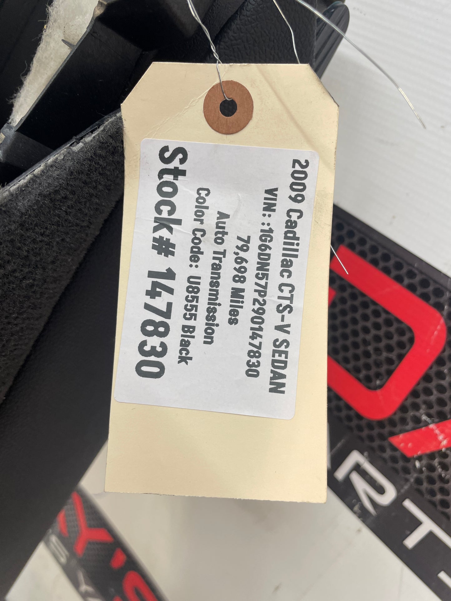 2009 Cadillac CTS-V Sedan Center Console w/ Automatic Shifter Gear Selector OEM - Day's Parts Yard