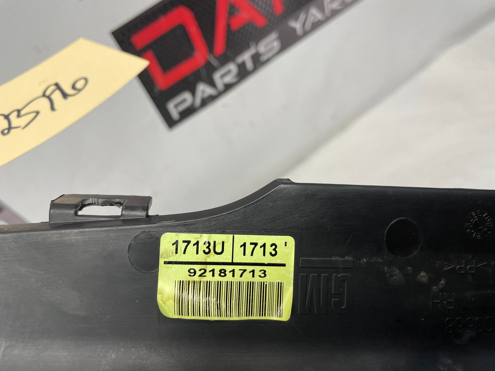 2008 Pontiac G8 GT RH Passenger Lower Center B Pillar Carpet Retainer Trim OEM - Day's Parts Yard