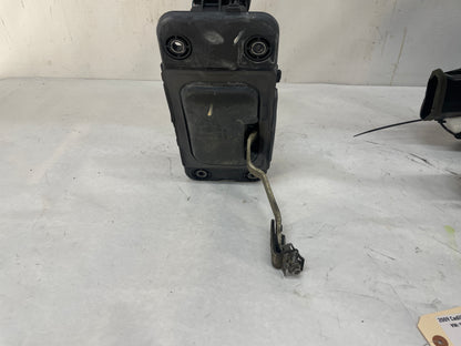 2009 Cadillac CTS-V Sedan Center Console w/ Automatic Shifter Gear Selector OEM - Day's Parts Yard