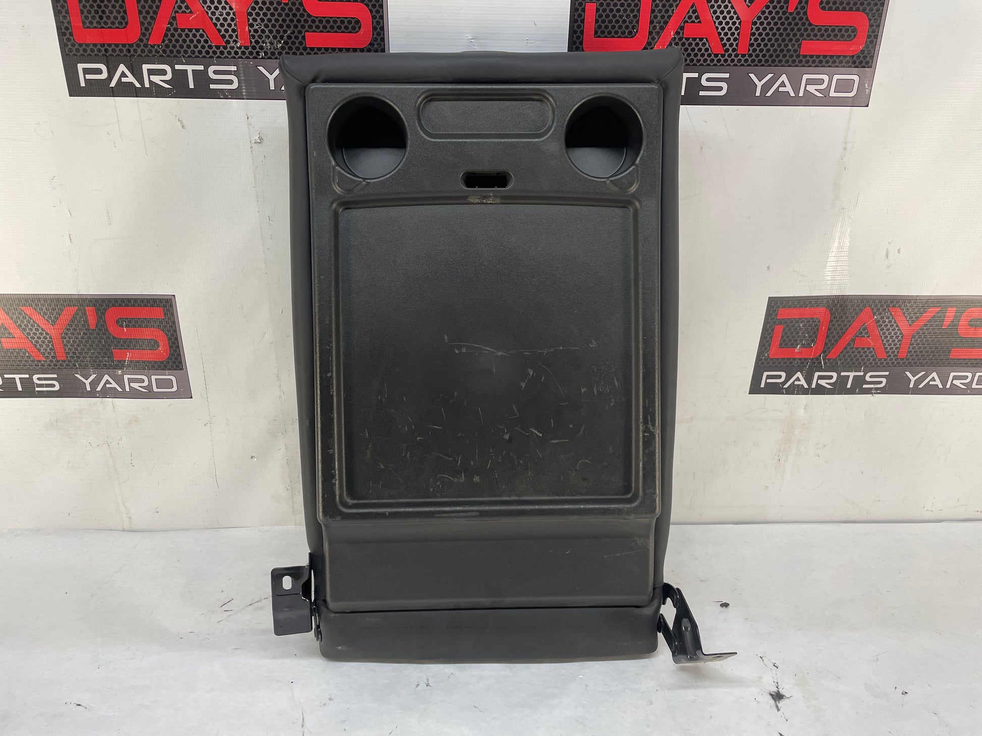 2015 Chevy SS Sedan Rear Seat Center Middle Fold Down Section OEM - Day's Parts Yard