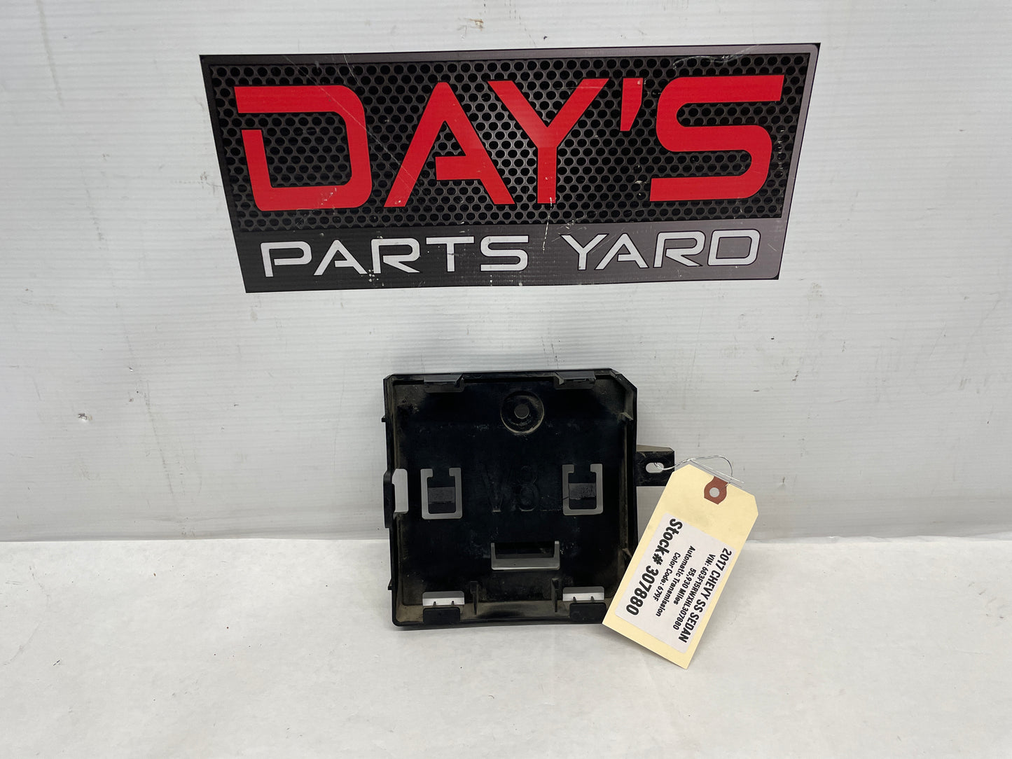 2017 Chevy SS Sedan ECM ECU PCM Computer Module Mounting Bracket OEM - Day's Parts Yard