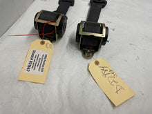 2006 Pontiac GTO LH & RH Front Seat Belts Retractors OEM - Day's Parts Yard