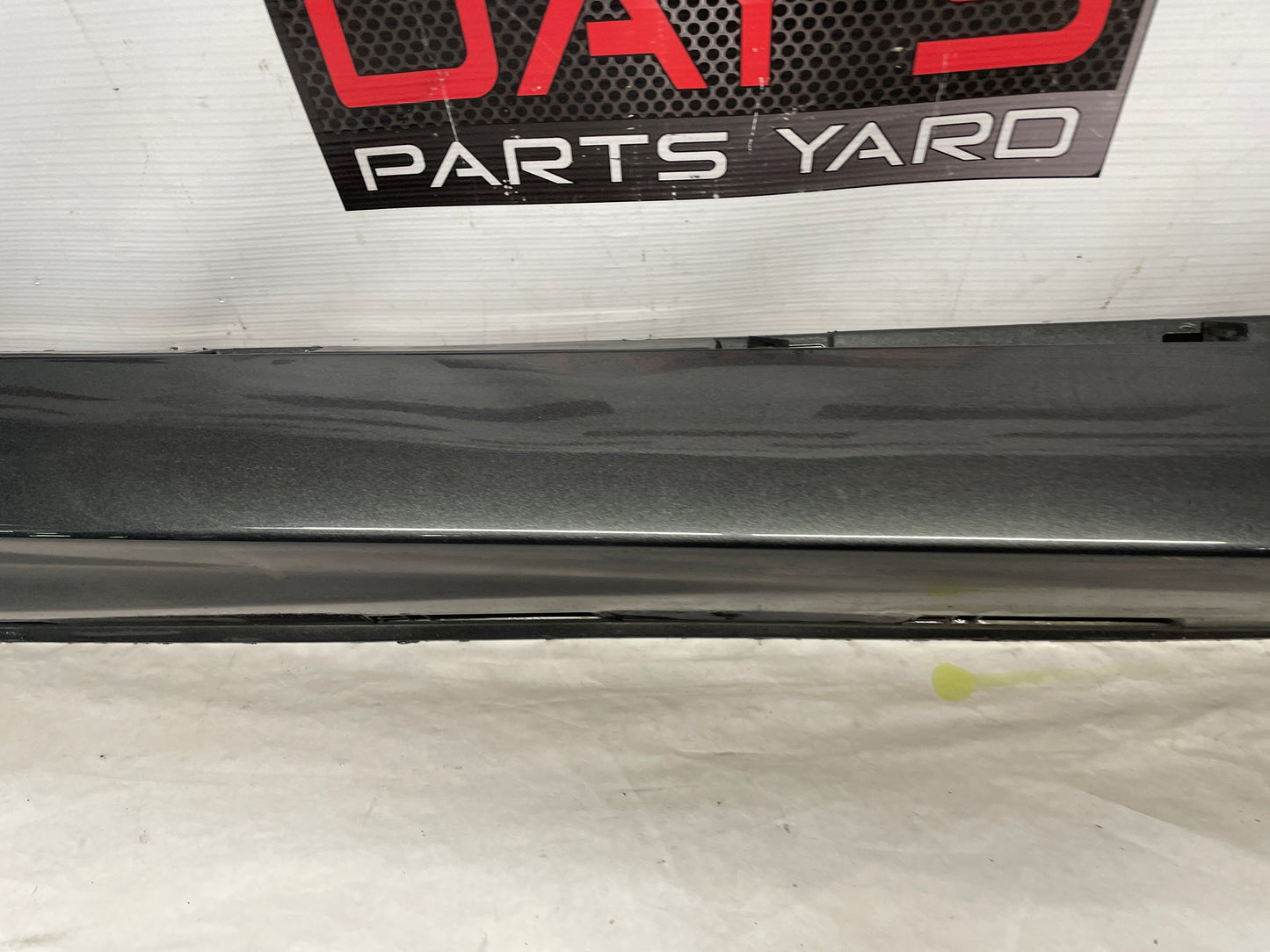 2017 Chevy SS Sedan RH Passenger Rocker Molding Side Skirt Panel Trim OEM