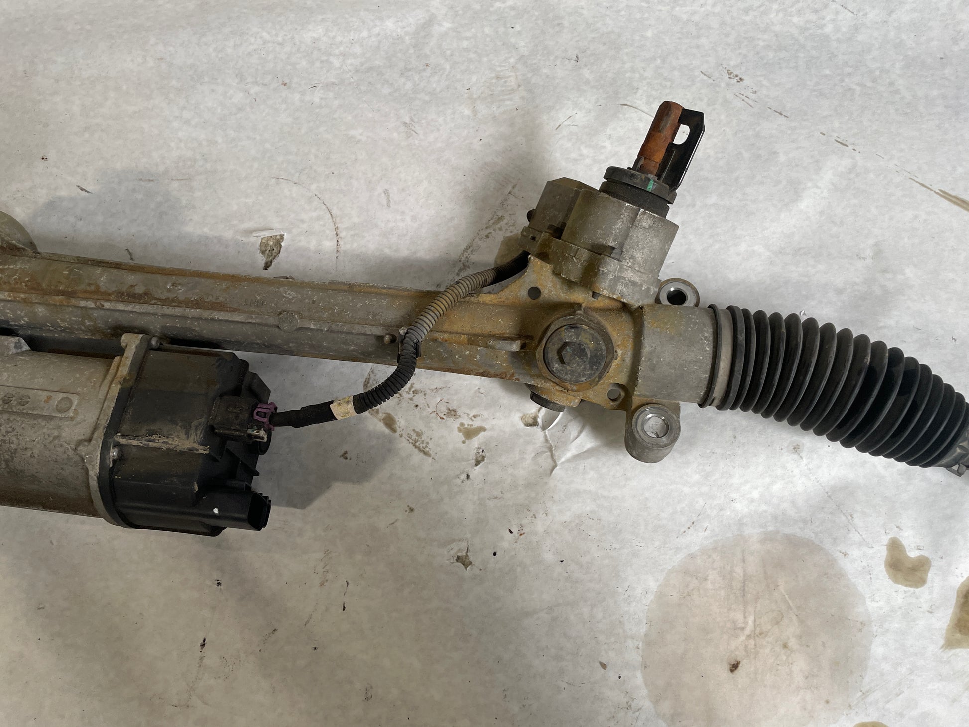 2016 Chevrolet SS Sedan Steering Rack and Pinion OEM - Day's Parts Yard