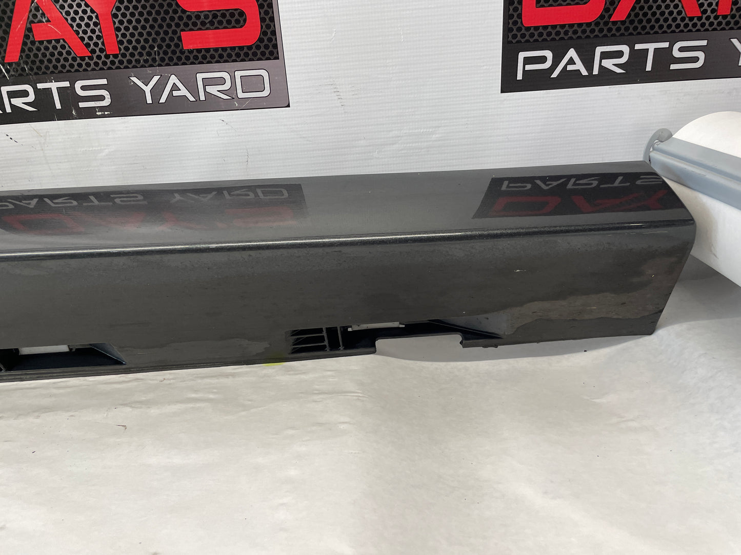 2017 Chevy SS Sedan RH Passenger Rocker Molding Side Skirt Panel Trim OEM