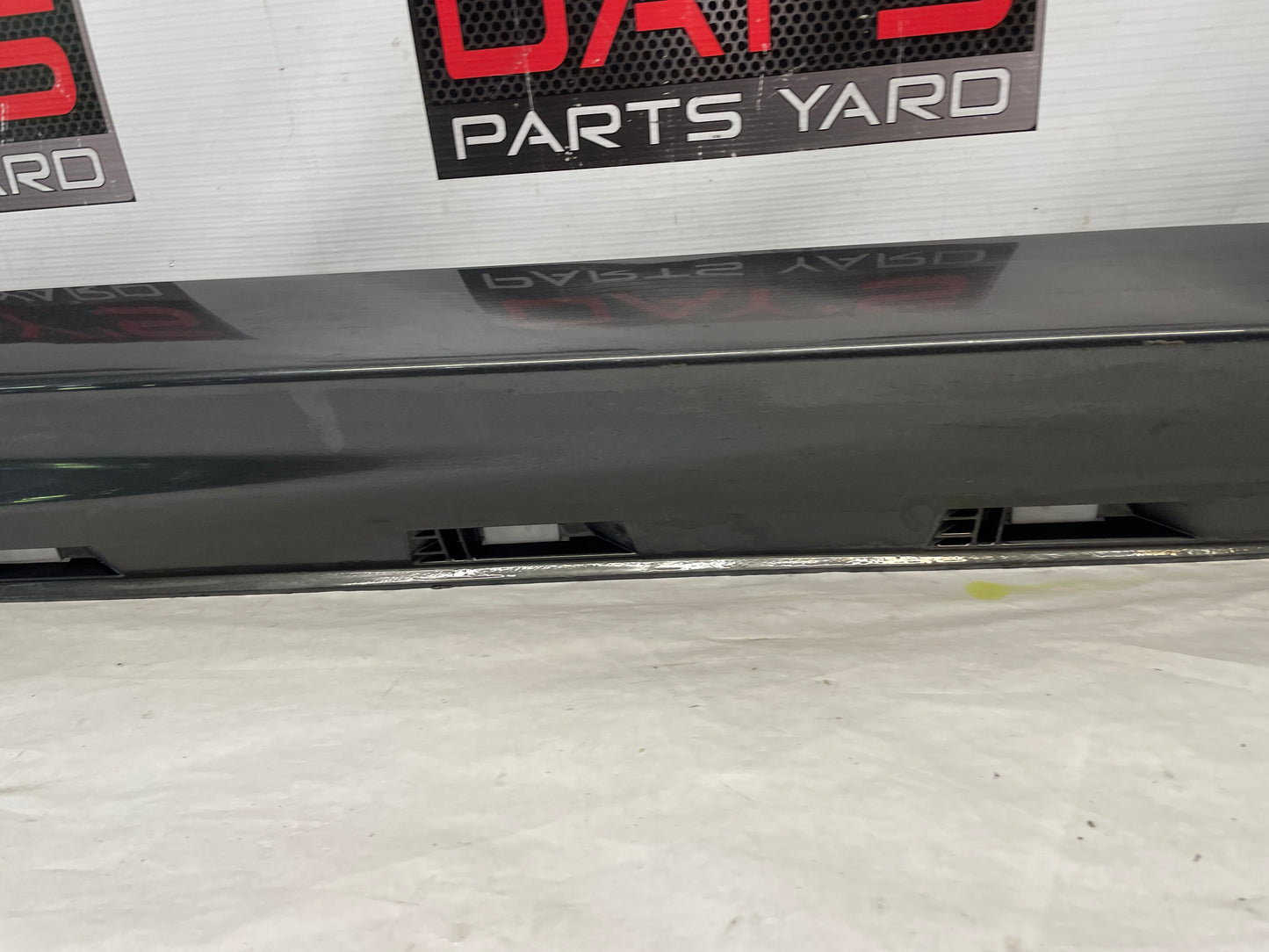 2017 Chevy SS Sedan RH Passenger Rocker Molding Side Skirt Panel Trim OEM