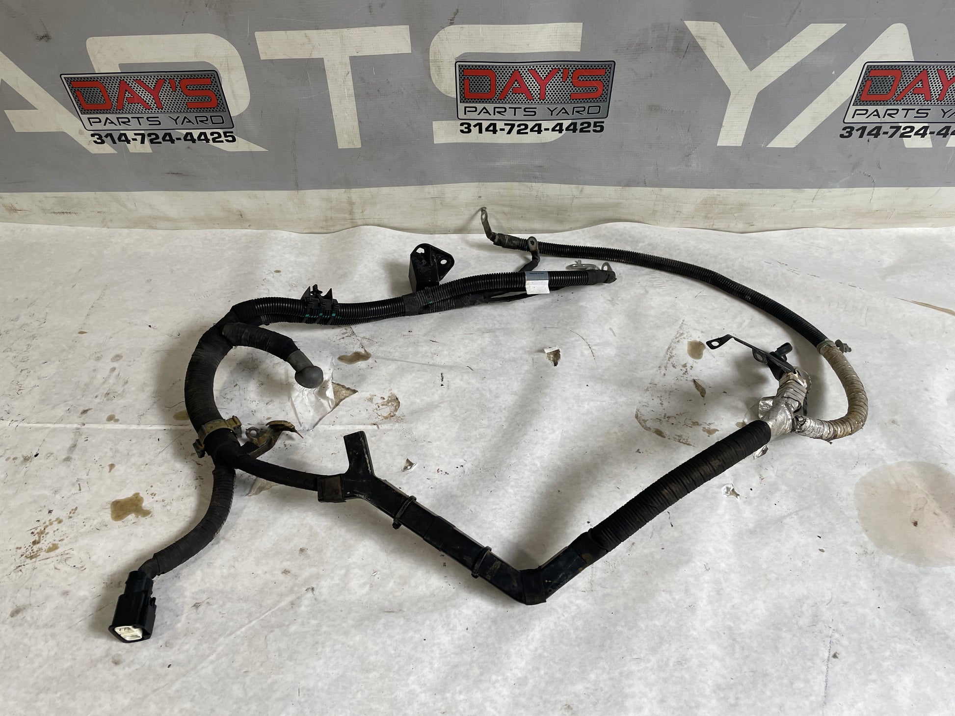 2016 Chevy SS Sedan Engine Wiring Battery Positive Cable Wiring Harness OEM - Day's Parts Yard