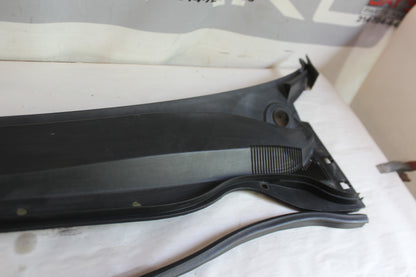2013 Chevy Camaro ZL1 Windshield Wiper Cowl OEM