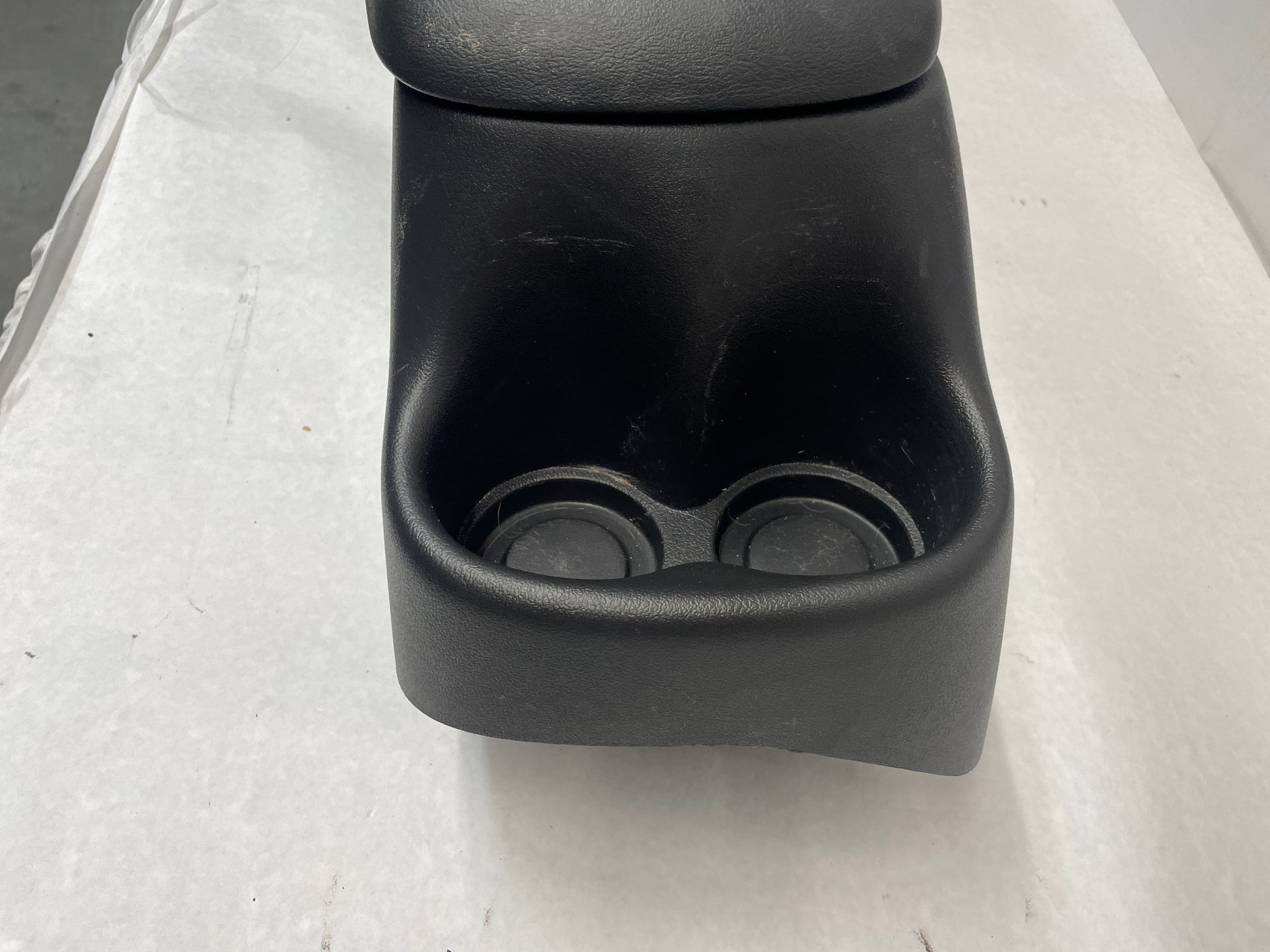 2002 Chevy Camaro Z28 Complete Center Console Arm Rest Assembly Black Ebony OEM - Day's Parts Yard