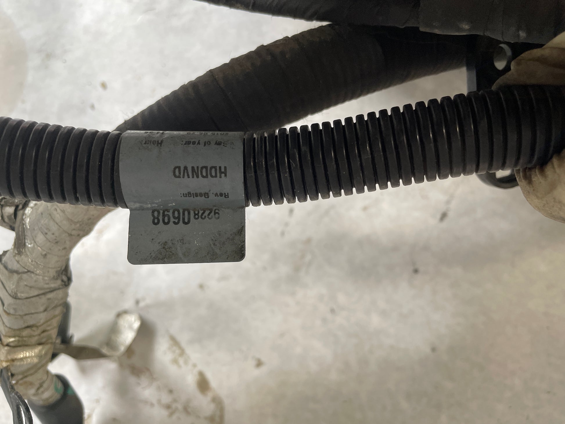 2016 Chevy SS Sedan Engine Wiring Battery Positive Cable Wiring Harness OEM - Day's Parts Yard