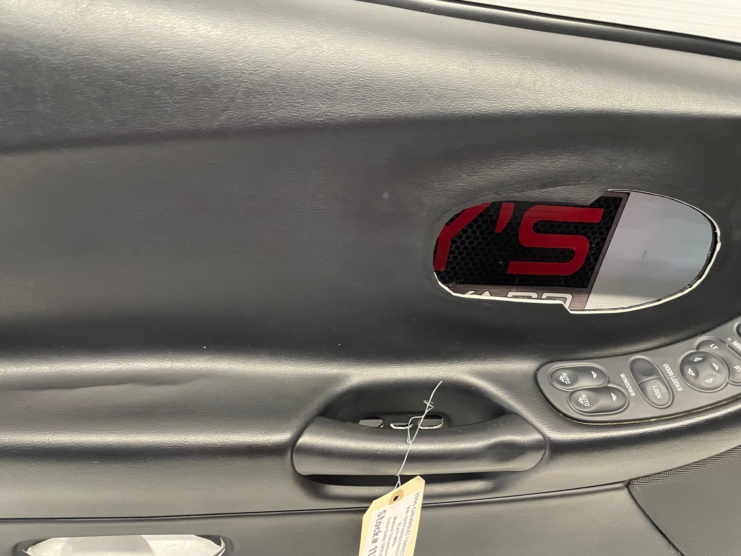 2004 Chevy C5 Corvette LH Driver Interior Door Panel w/ Window Switches OEM - Day's Parts Yard