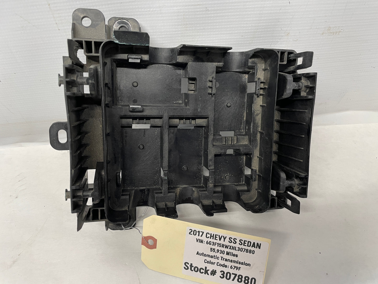 2017 Chevy SS Sedan Engine Bay Fuse Box Panel Retainer Block OEM - Day's Parts Yard