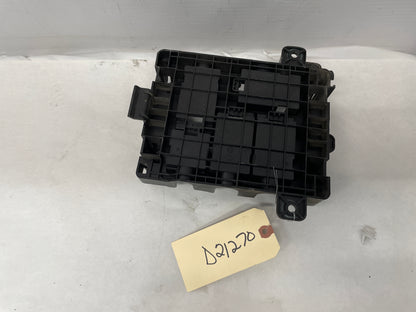 2017 Chevy SS Sedan Engine Bay Fuse Box Panel Retainer Block OEM - Day's Parts Yard