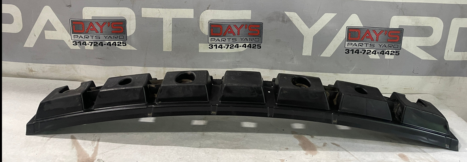 2009 Pontiac G8 Base Rear Bumper Impact Absorber OEM - Day's Parts Yard
