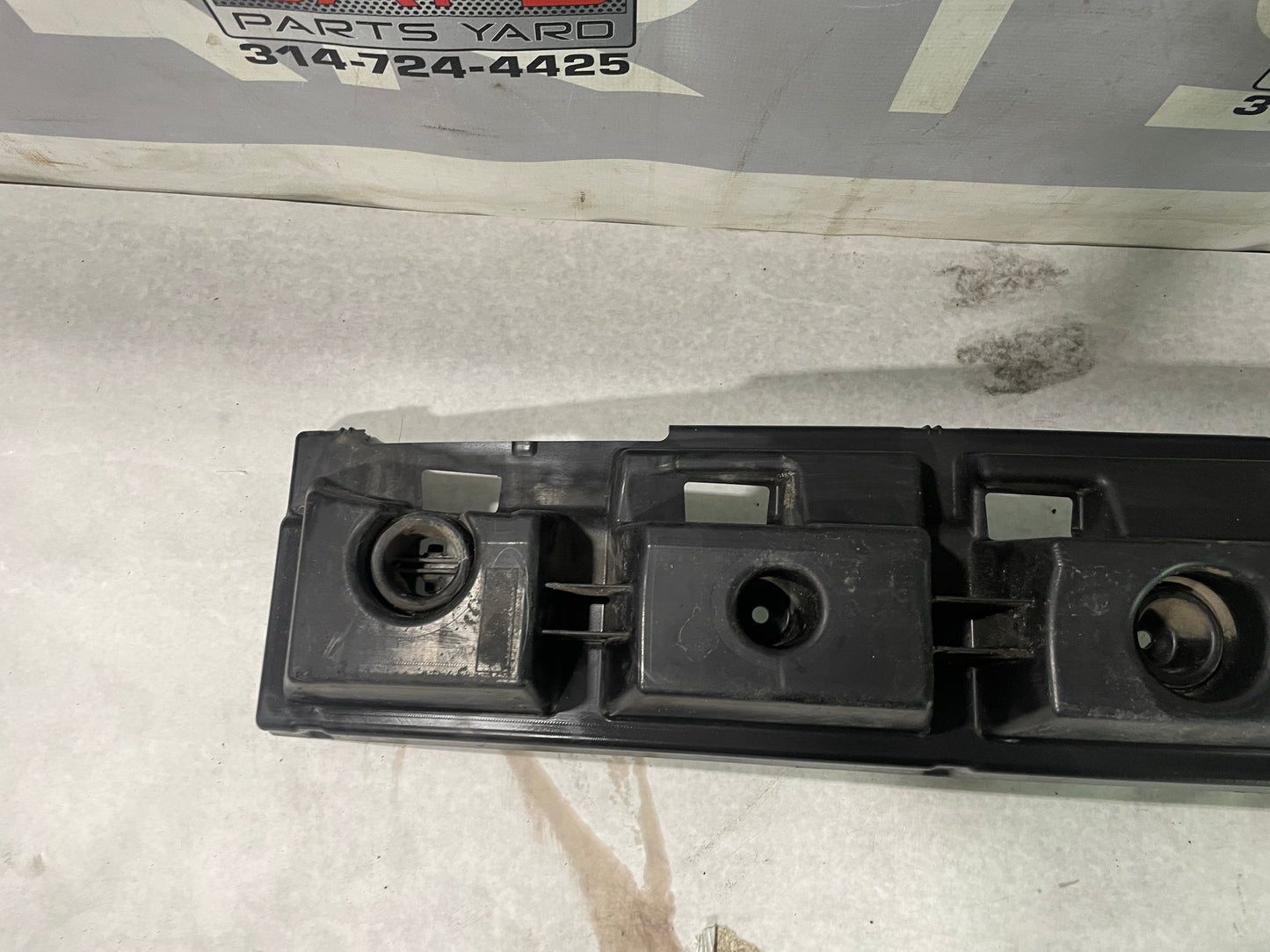 2009 Pontiac G8 Base Rear Bumper Impact Absorber OEM - Day's Parts Yard