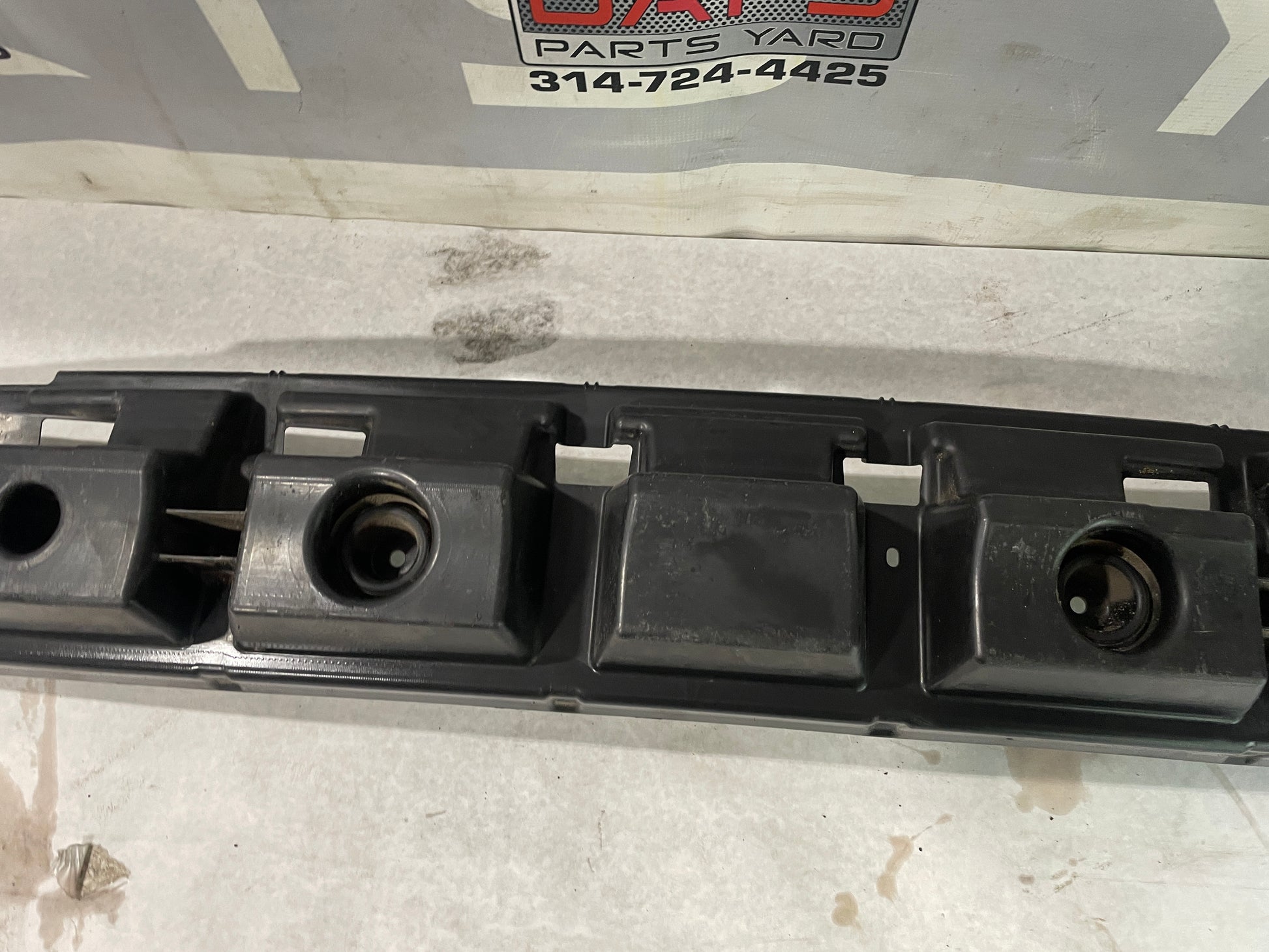 2009 Pontiac G8 Base Rear Bumper Impact Absorber OEM - Day's Parts Yard