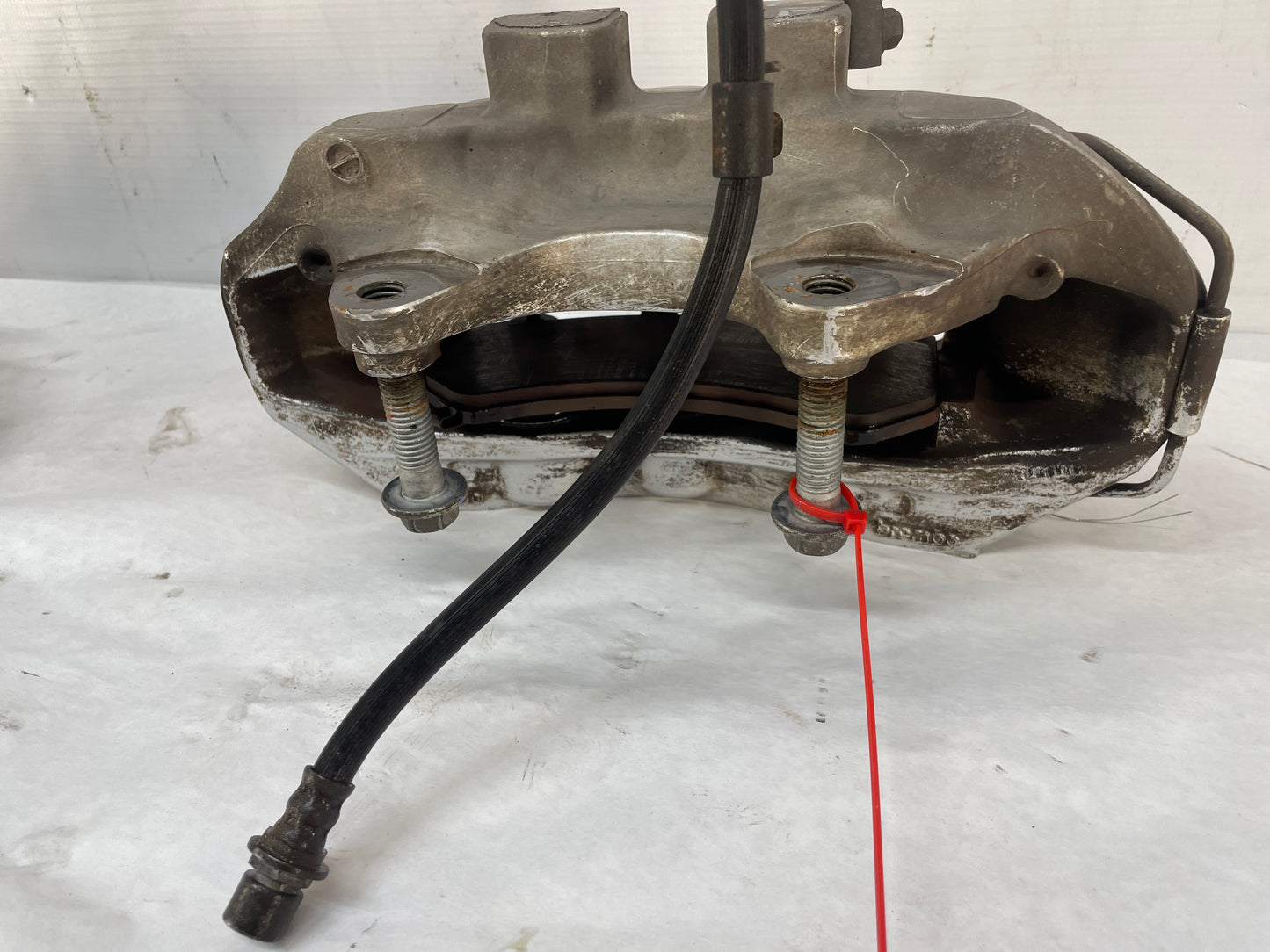 2010 Cadillac CTS-V Sedan Front 6 Piston Brembo Brake Calipers & Rotors OEM