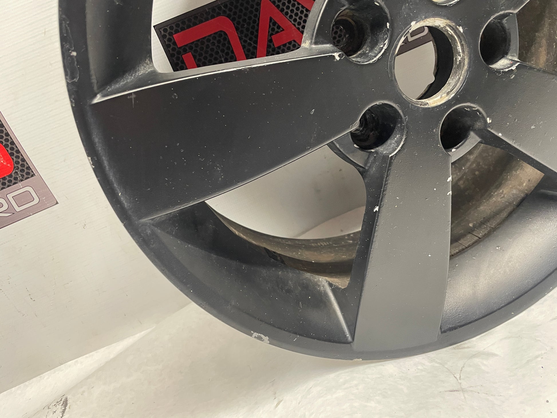 2006 Pontiac GTO Wheel 18X8 OEM - Day's Parts Yard