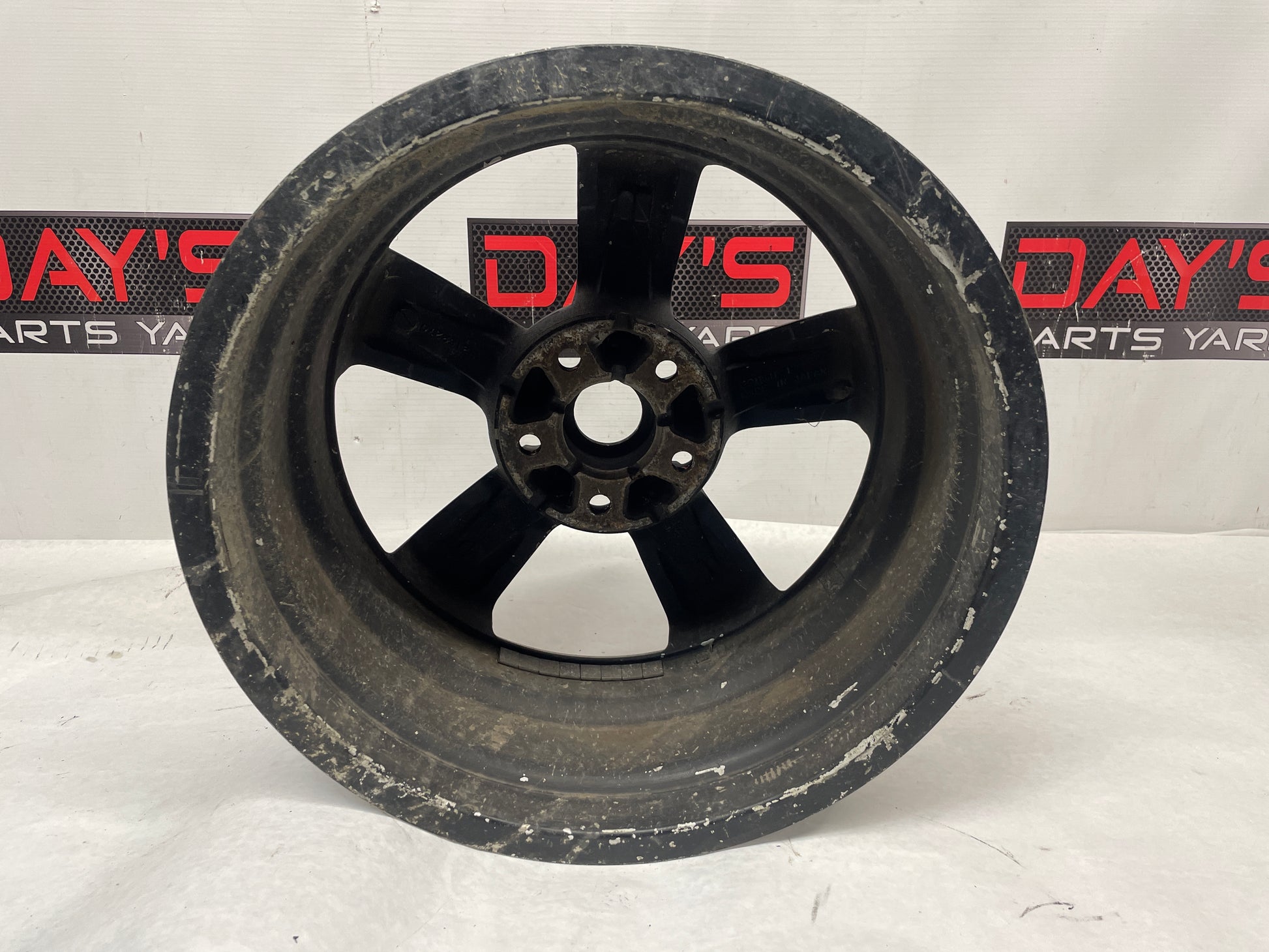 2006 Pontiac GTO Wheel 18X8 OEM - Day's Parts Yard