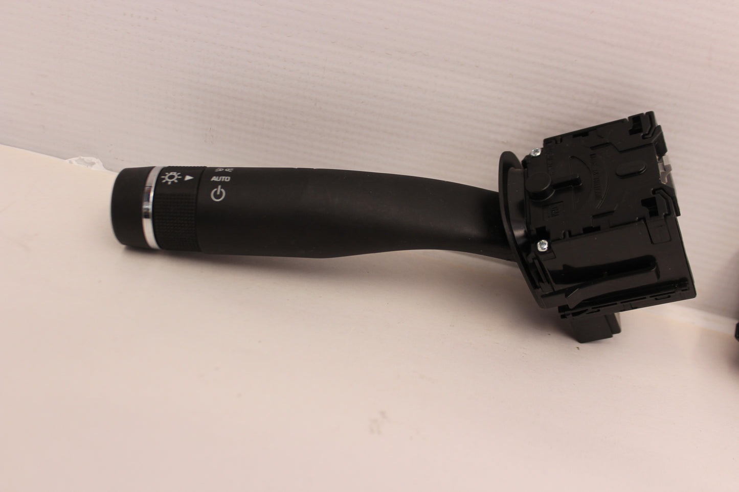 2016 Cadillac CTS-V Windshield Wiper and Turn Signal Control Switches OEM - Day's Parts Yard