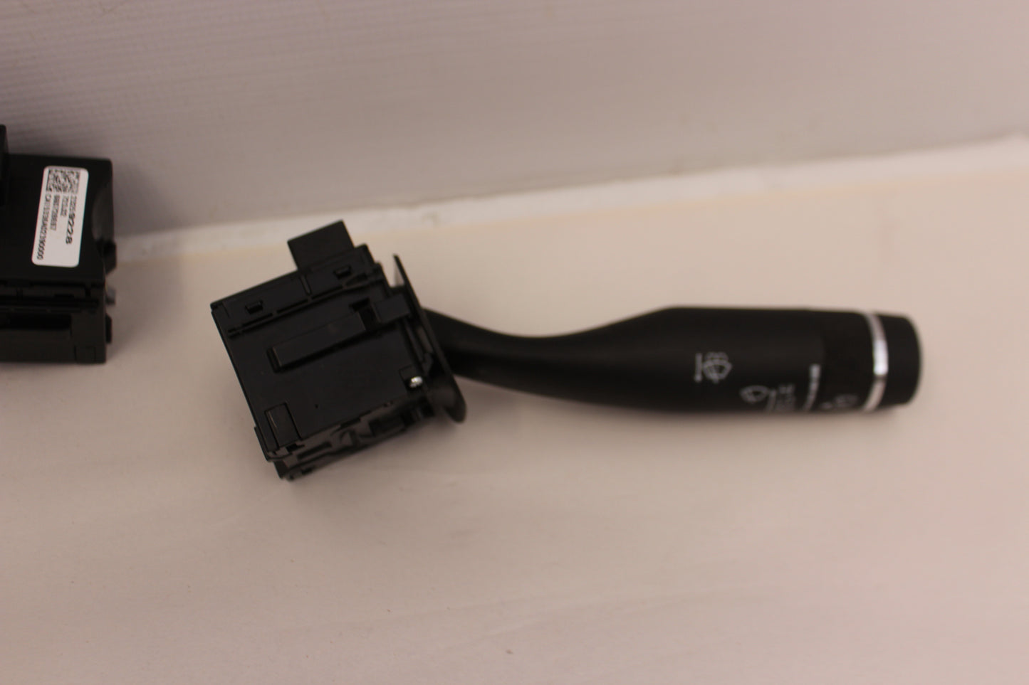 2016 Cadillac CTS-V Windshield Wiper and Turn Signal Control Switches OEM - Day's Parts Yard