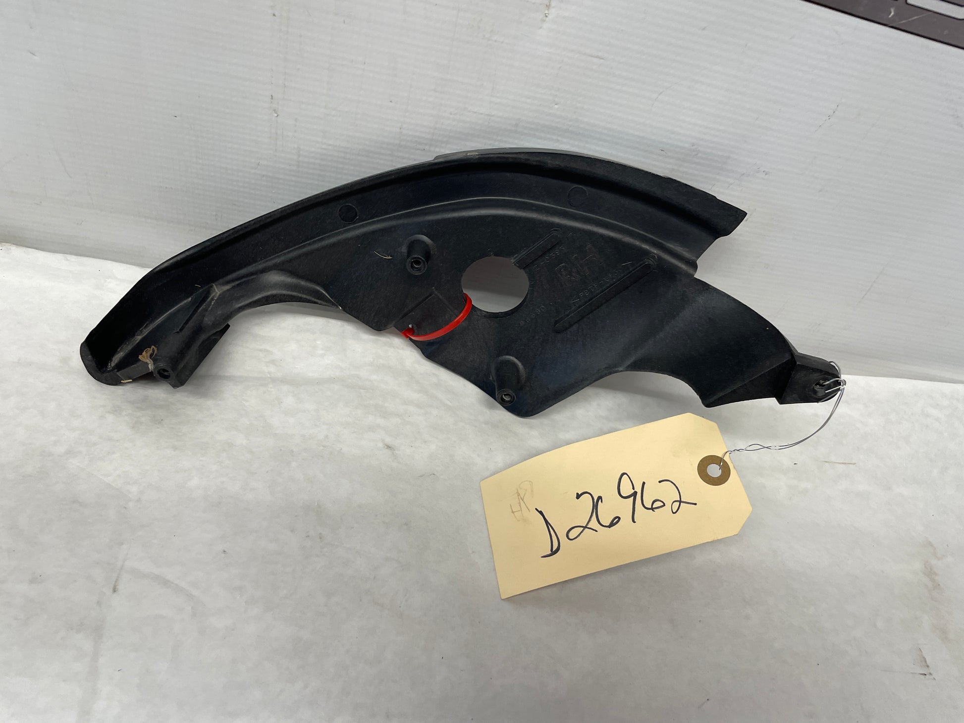 2004 Chevy C5 Corvette RH Passenger Turn Signal Marker Light Bracket OEM - Day's Parts Yard