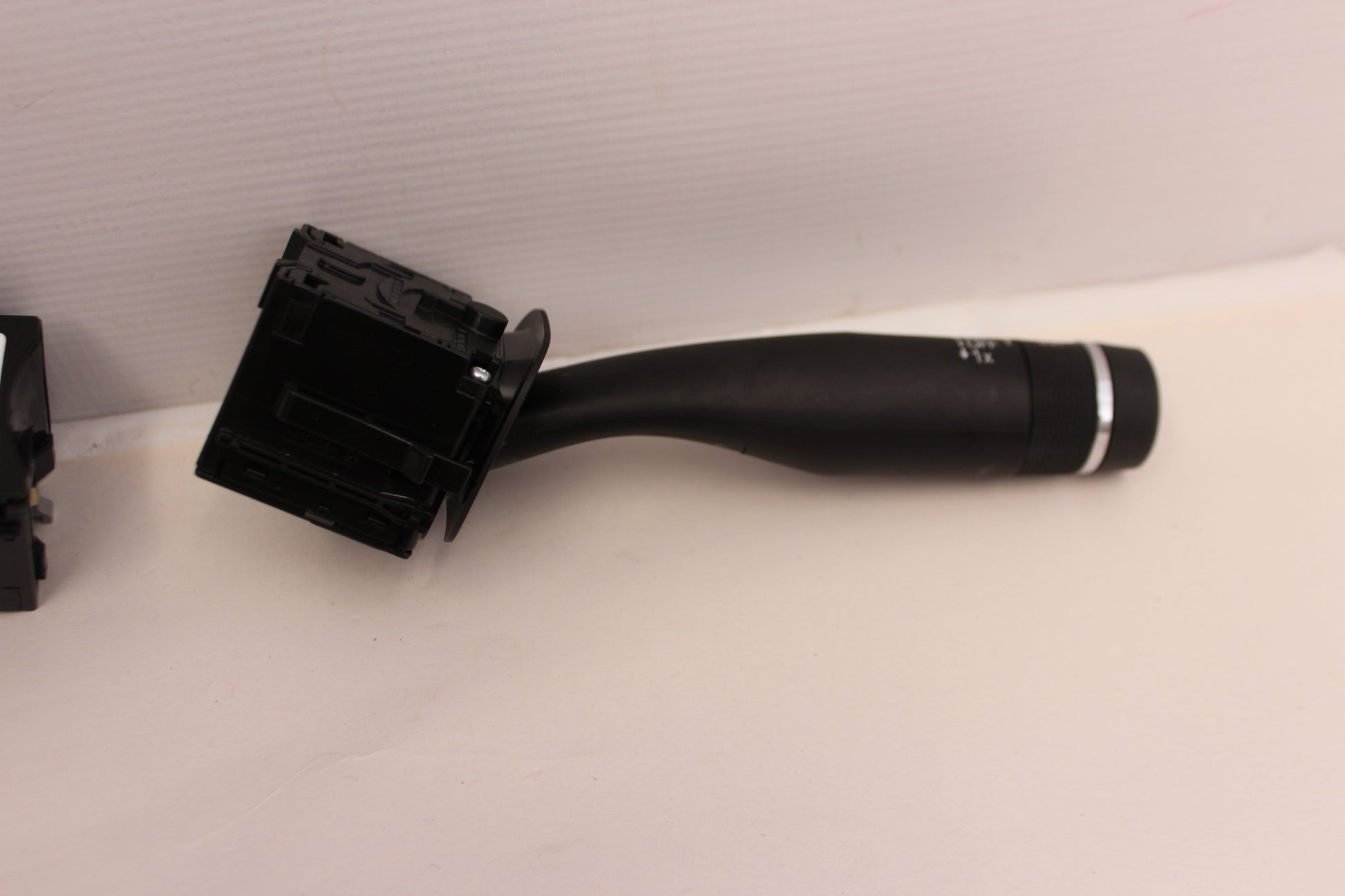 2016 Cadillac CTS-V Windshield Wiper and Turn Signal Control Switches OEM - Day's Parts Yard