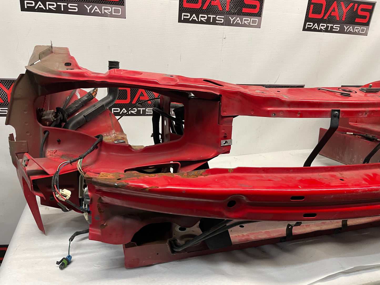 2006 Pontiac GTO Radiator Core Support Front End Bracket OEM - Day's Parts Yard