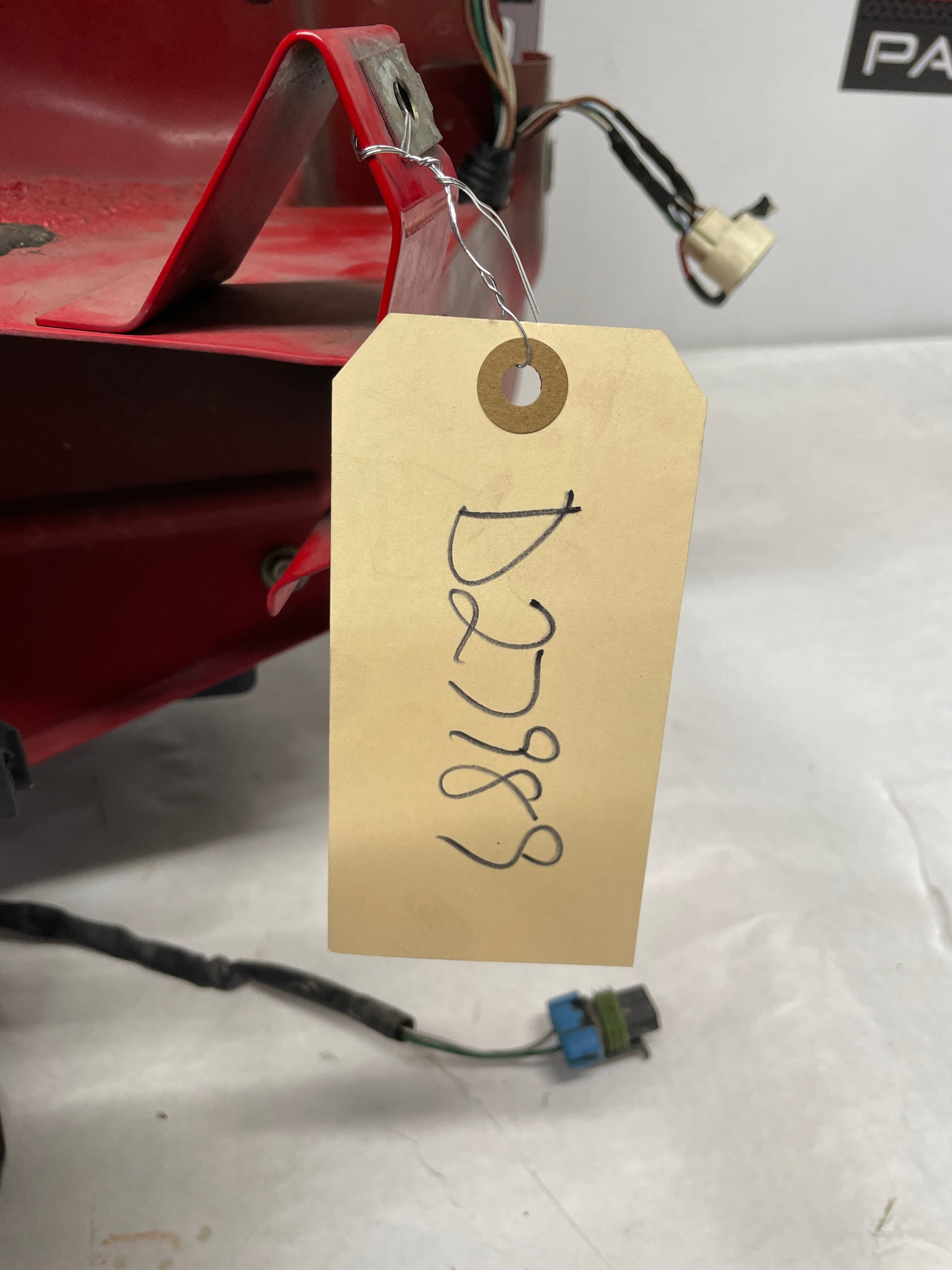 2006 Pontiac GTO Radiator Core Support Front End Bracket OEM - Day's Parts Yard