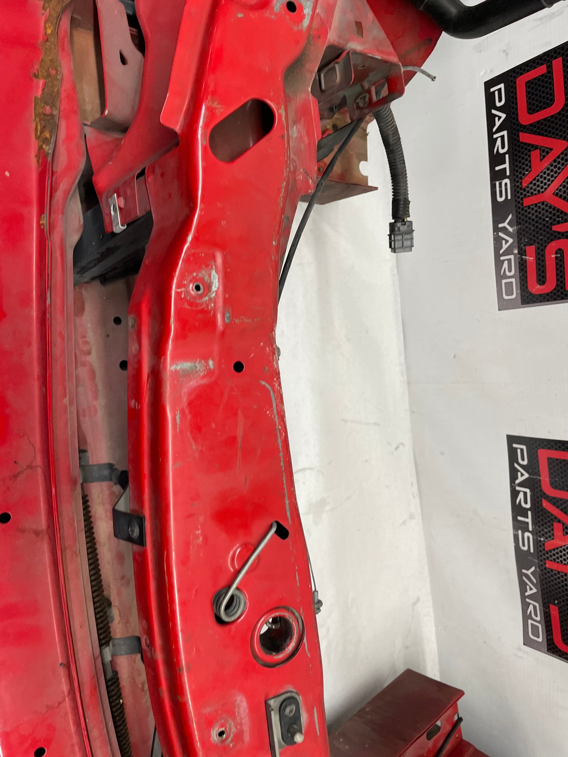 2006 Pontiac GTO Radiator Core Support Front End Bracket OEM - Day's Parts Yard