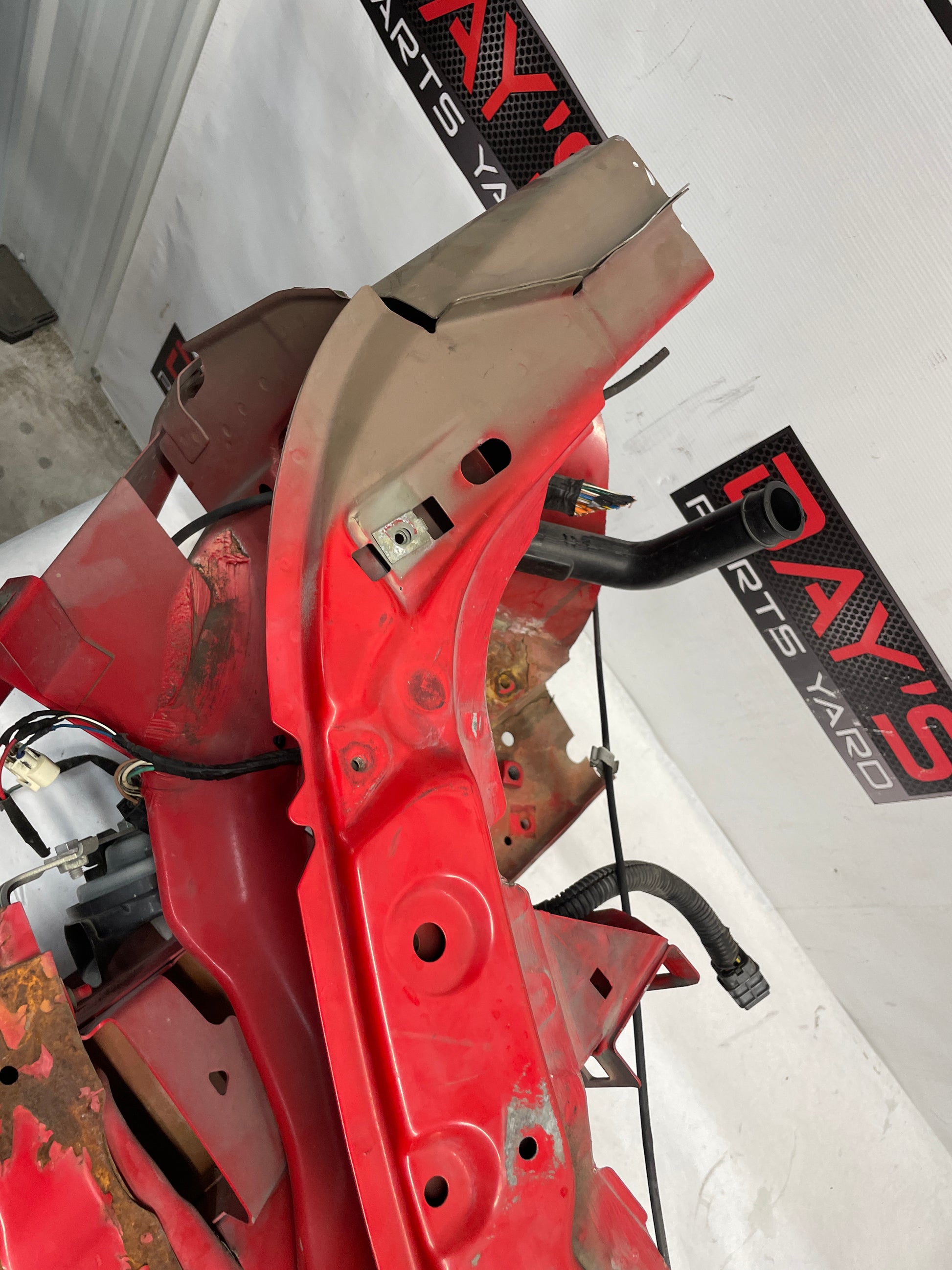 2006 Pontiac GTO Radiator Core Support Front End Bracket OEM - Day's Parts Yard