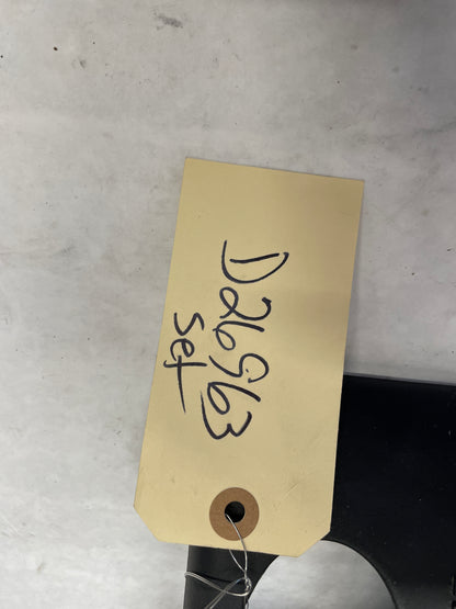 2004 Chevy C5 Corvette Engine Motor Fuel Rail Valve Covers Black & Red OEM - Day's Parts Yard