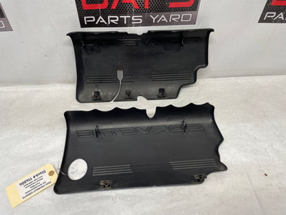 2004 Chevy C5 Corvette Engine Motor Fuel Rail Valve Covers Black & Red OEM - Day's Parts Yard
