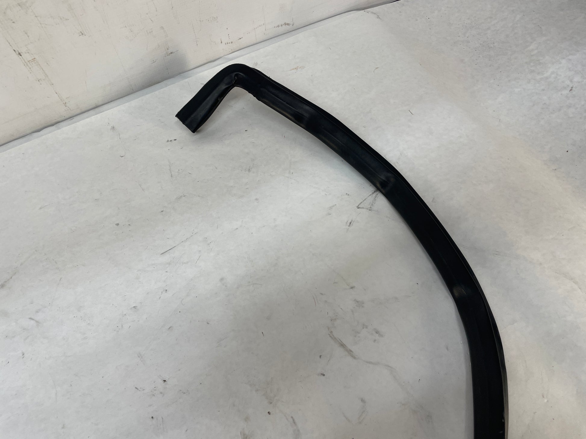 2009 Cadillac CTS-V Sedan Hood Weather Strip Seal OEM - Day's Parts Yard